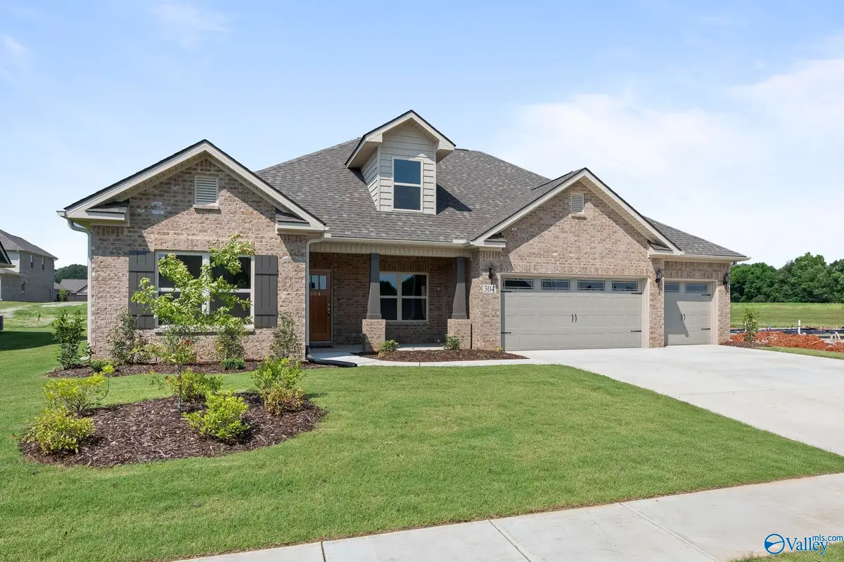 304 Wanto Lane, Huntsville, AL 35811 - Image #1