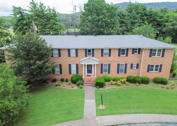 8206 SE Willowbrook Circle #B, Huntsville, AL 35802