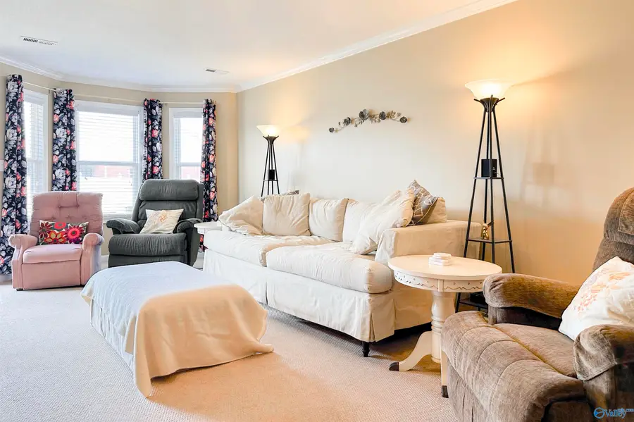 3241 Fieldstone Drive Sw, Decatur, AL 35603 - Image #2