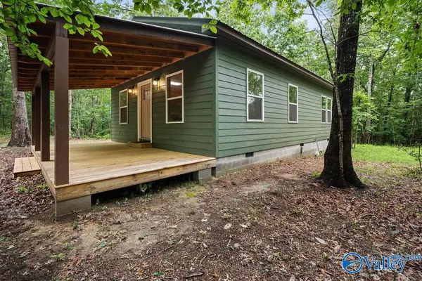 5433 County Road 106, Mentone, AL 35984