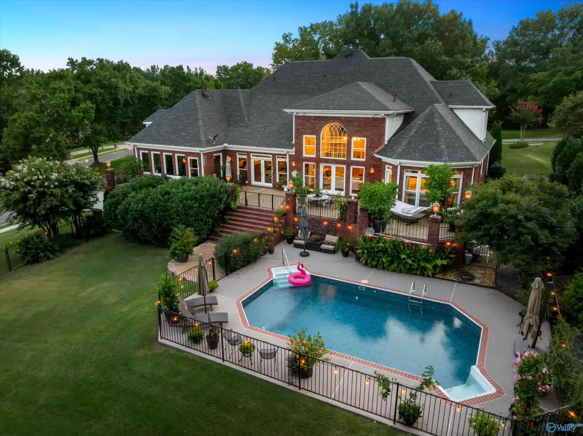 2901 Honors Row Se, Owens Cross Roads, AL 35763 - Image #1