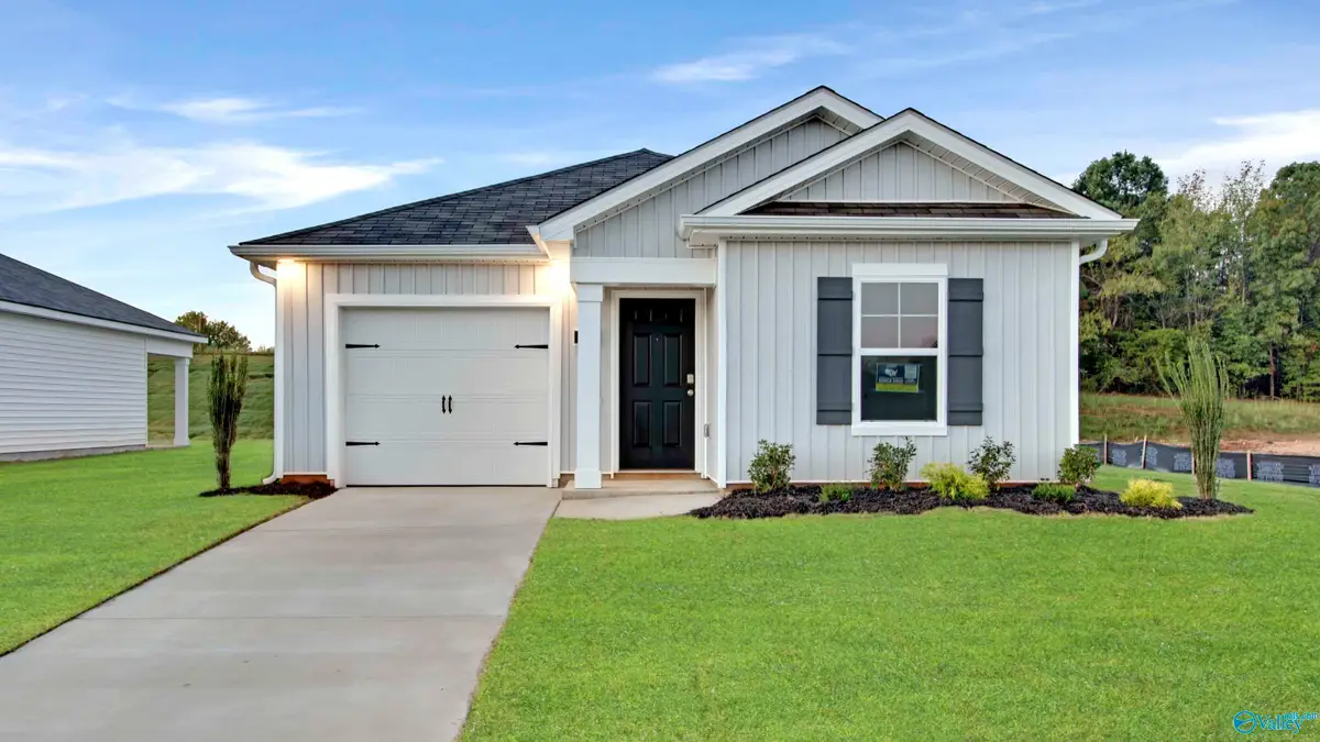 130 Trestle Point Drive, Harvest, AL 35749 - Image #1