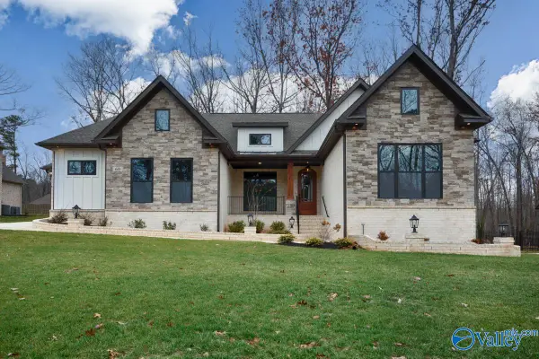 60 Trail Loop Road, Huntsville, AL 35803