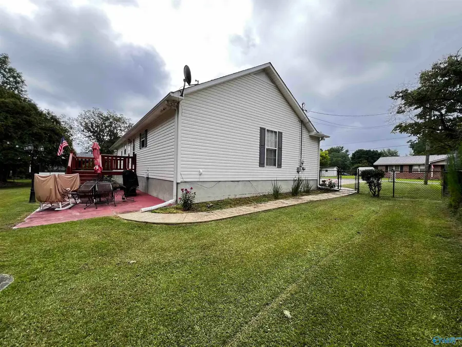 2482 Barnes Drive, Hokes Bluff, AL 35903 - Image #2