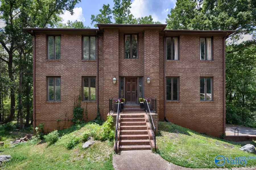 9046 Sugar Tree Trail, Huntsville, AL 35802 - Image #3