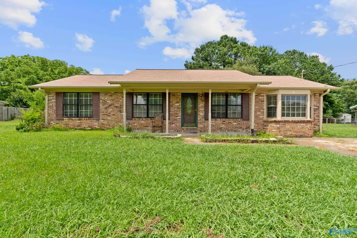 3113 Farmington Road, Decatur, AL 35603 - Image #1