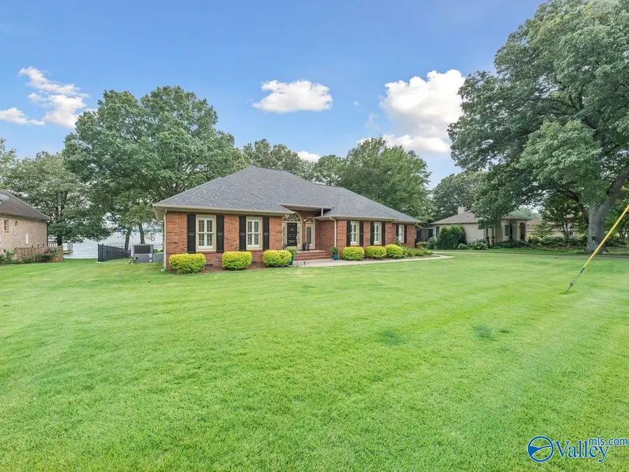 9649 Hawkins Drive, Athens, AL 35611 - Image #2