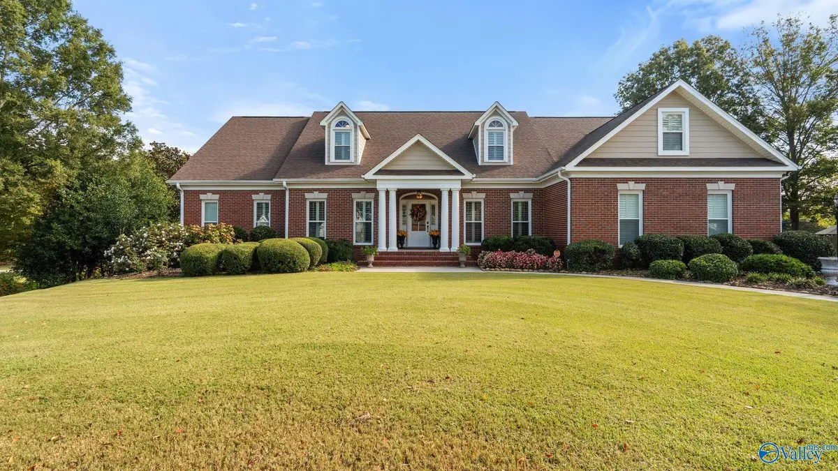 313 Four Winds Circle, Athens, AL 35613 - Image #1