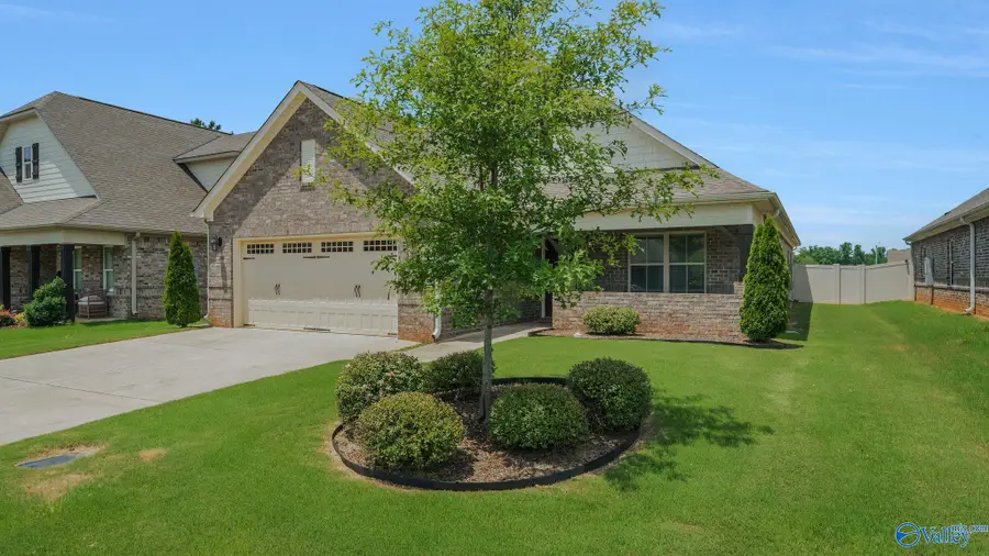15521 Ironcrest Drive Nw, Harvest, AL 35749 - Image #2