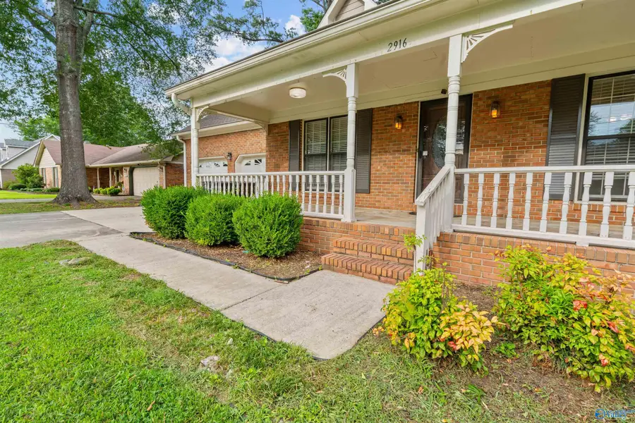 2916 Glasgow Place, Decatur, AL 35603 - Image #3