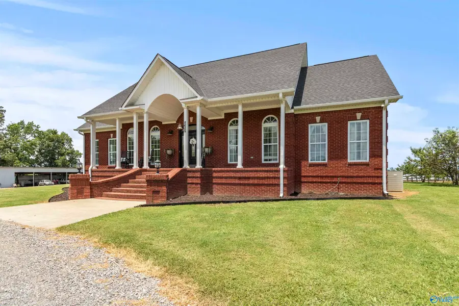 1821 Simpson Point Road, Grant, AL 35747 - Image #2