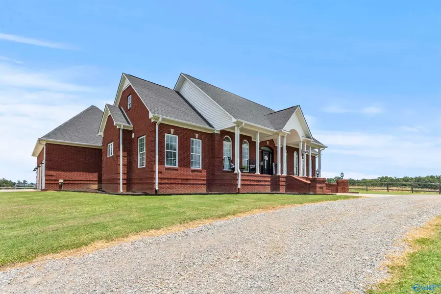1821 Simpson Point Road, Grant, AL 35747 - Image #3