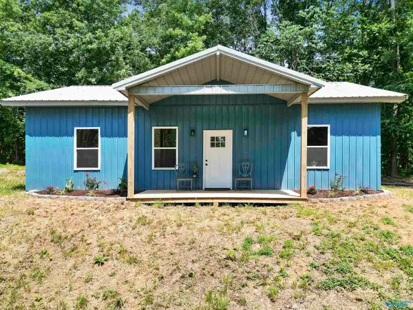 2152 Holiday Shores Road, Scottsboro, AL 35769