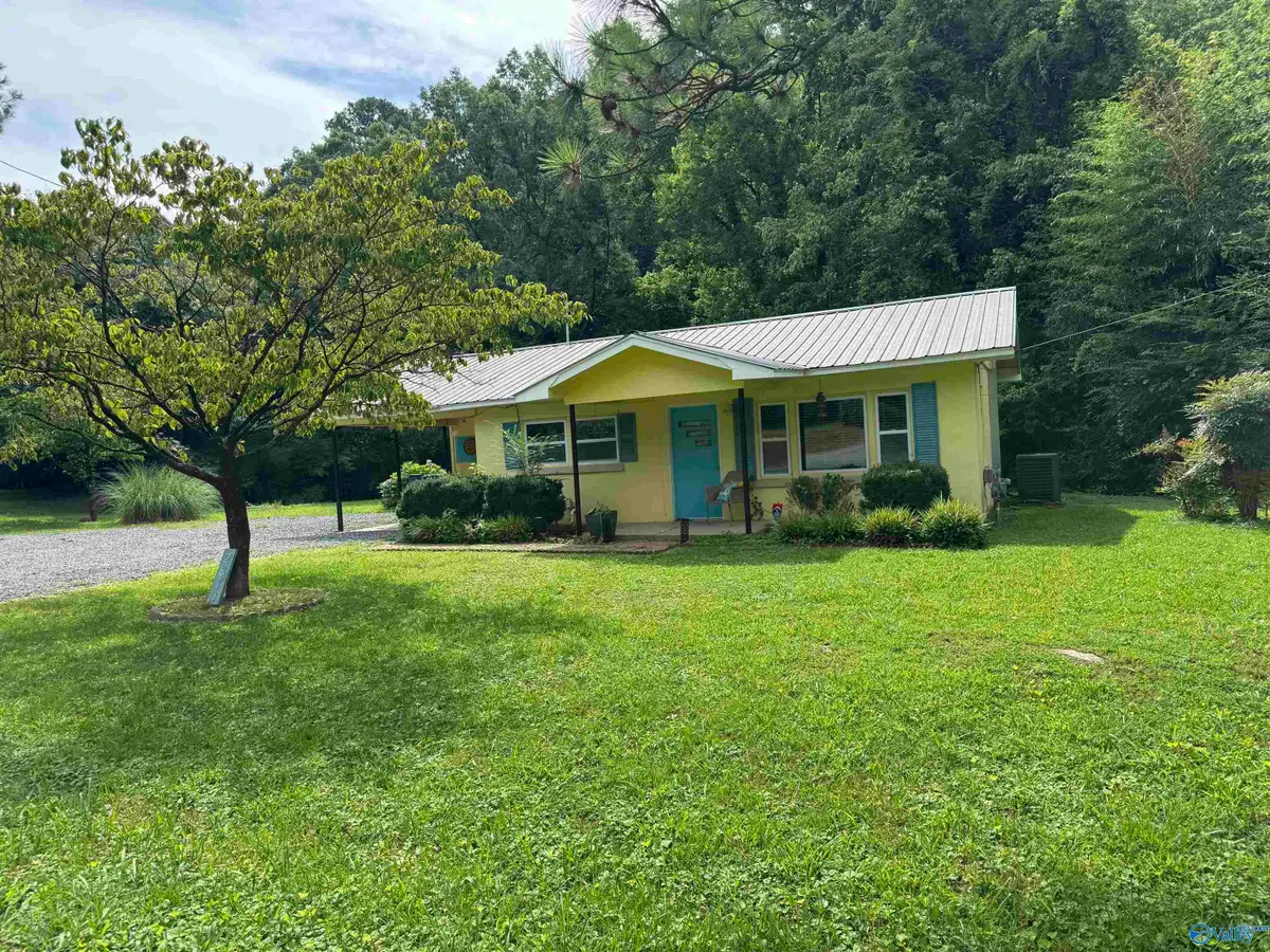 2871 Warrenton Road, Guntersville, AL 35976 - Image #1