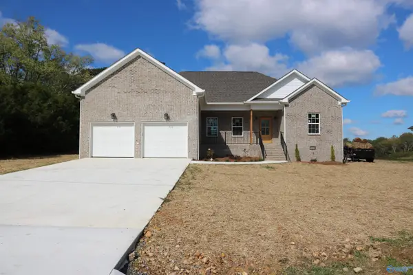 1021 Shoal Creek Road, Arab, AL 35016