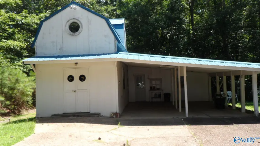 174 Brasher Cutoff Road, Gallant, AL 35972 - Image #3