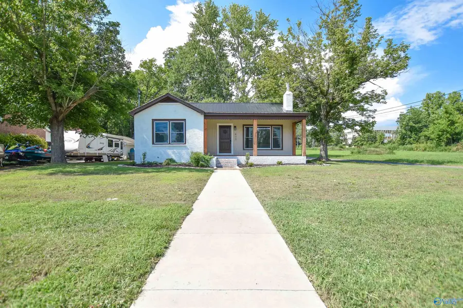 413 Martin Street, Scottsboro, AL 35768 - Image #2