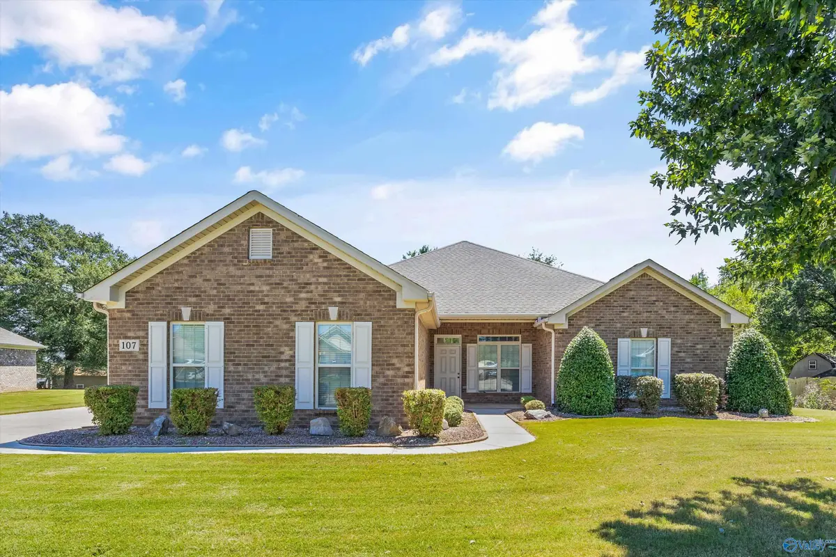 107 Genesis Drive, Huntsville, AL 35811 - Image #1