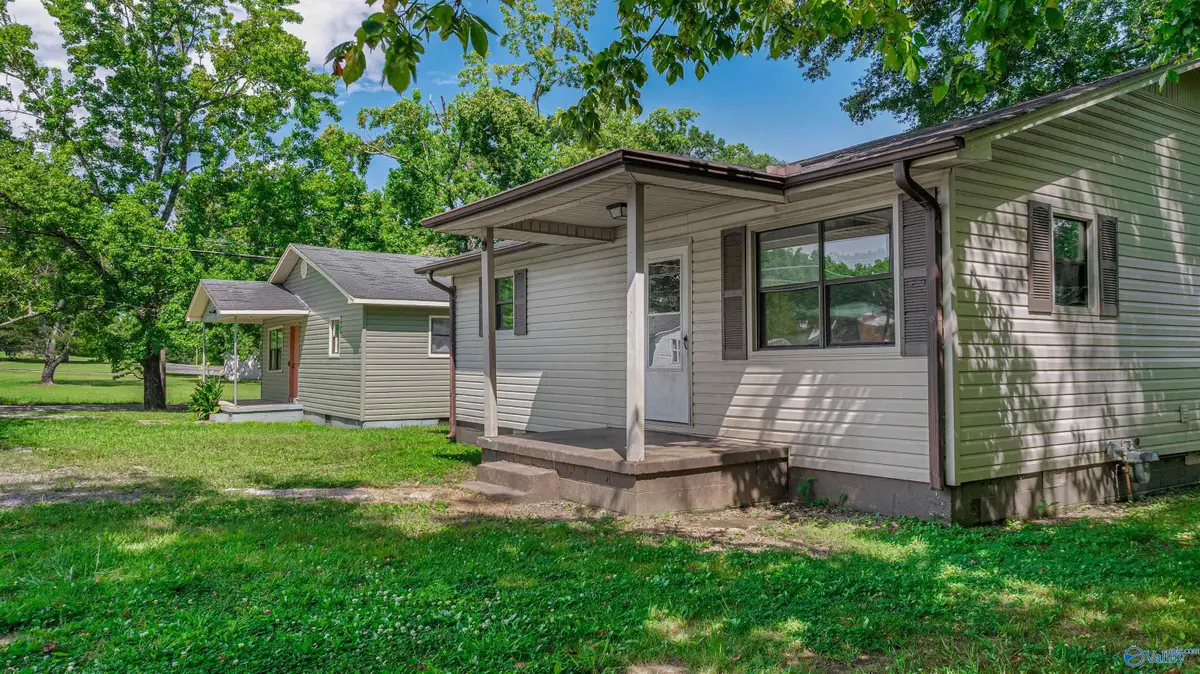 902 Aldhouse Avenue, Bridgeport, AL 35740 - Image #1