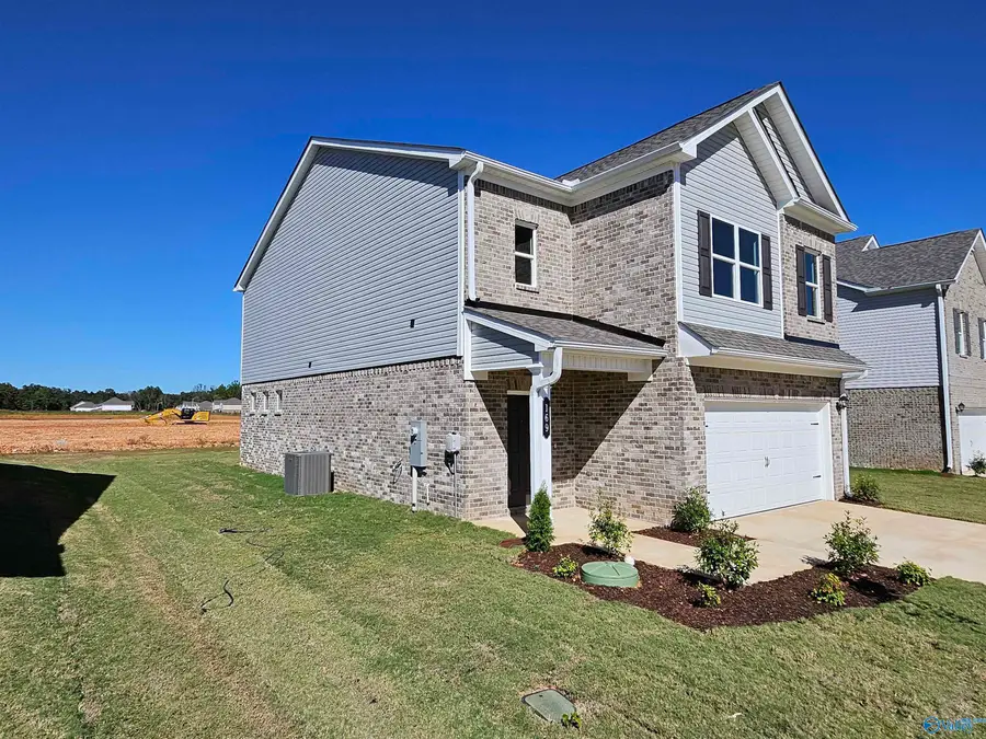 169 Mill Valley Way, New Market, AL 35761 - Image #2