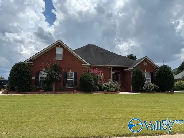 110 Arrow Path Drive, Huntsville, AL 35806