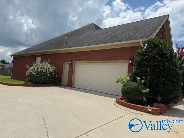 110 Arrow Path Drive, Huntsville, AL 35806 - Image #3