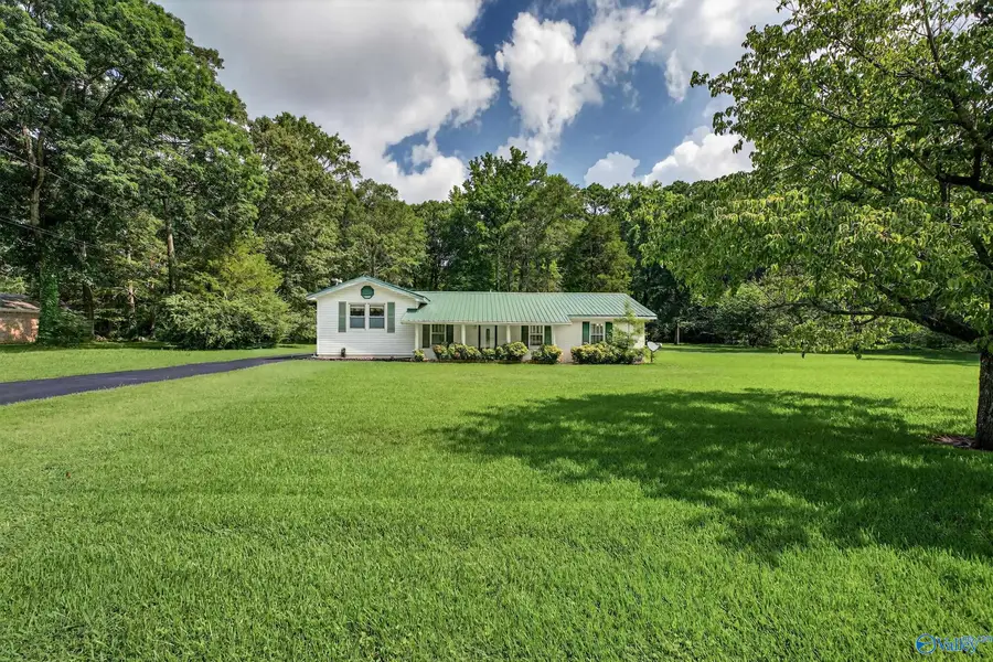 271 Oakview Road, Hazel Green, AL 35750 - Image #2