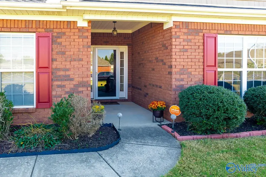 15651 Coach House Court Nw, Harvest, AL 35749 - Image #2