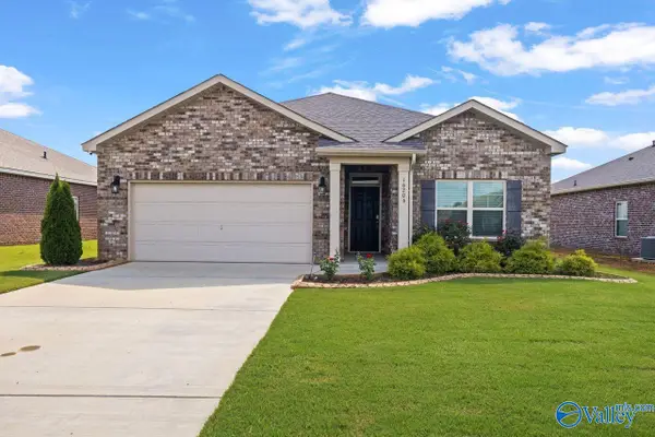 16206 Glenncrest Lane, Harvest, AL 35749