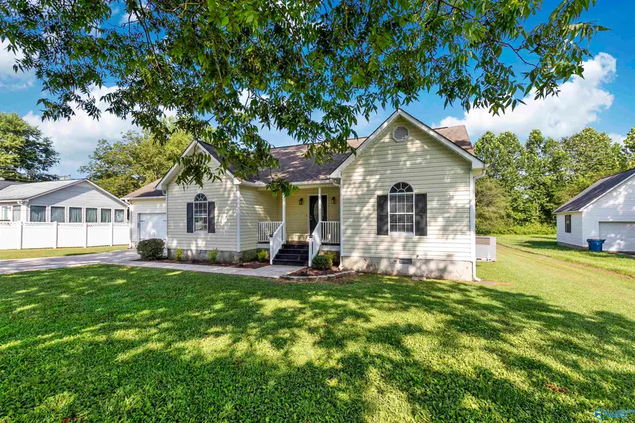 1215 Heatherwood Drive, Arab, AL 35016 - #2