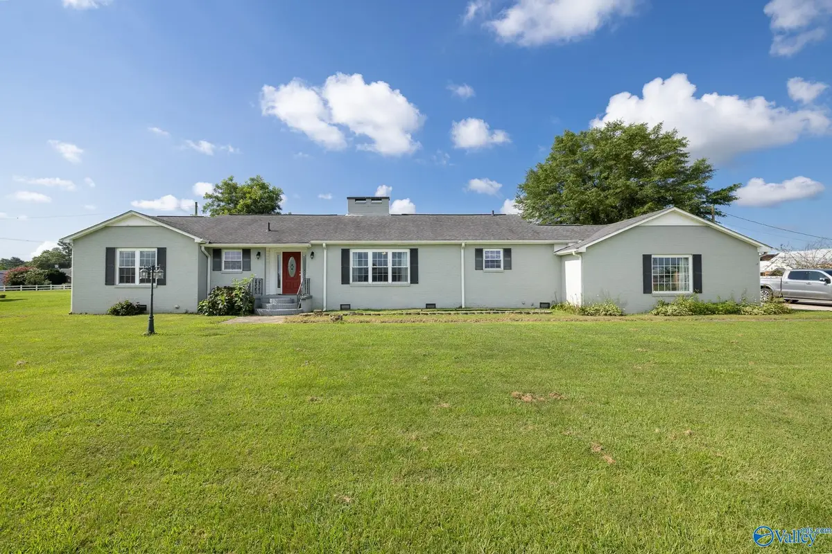 418 Cedar Tree Street, Hackleburg, AL 35564 - Image #1