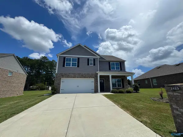 2425 Bluff Haven Lane, Hokes Bluff, AL 35903