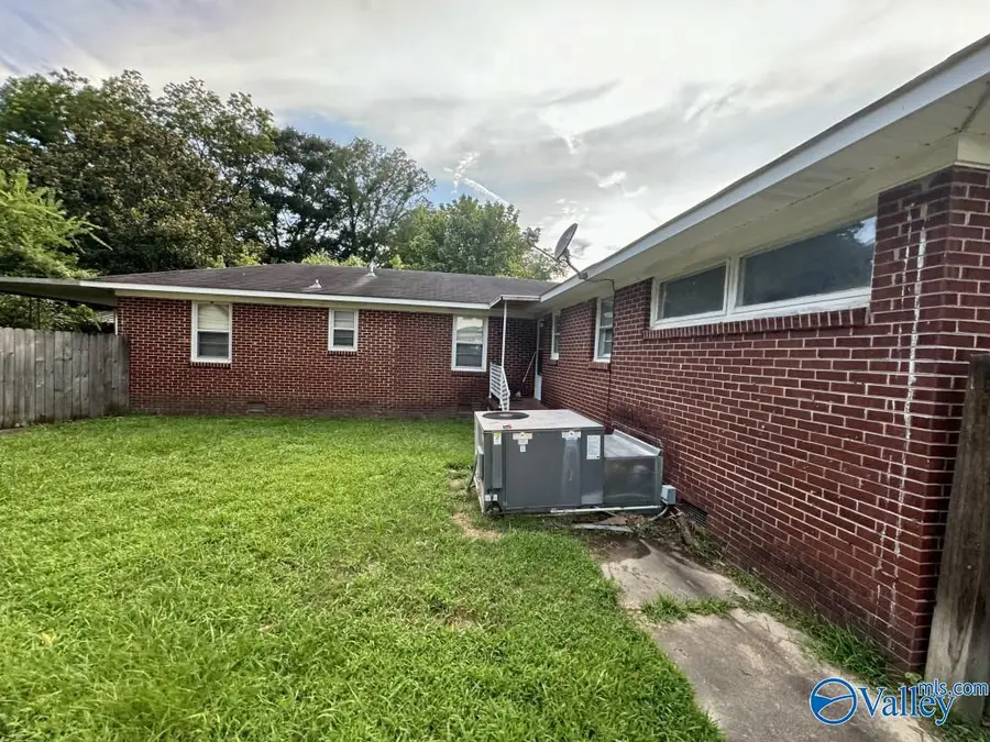 506 Hickory Street Se, Hartselle, AL 35640 - Image #2