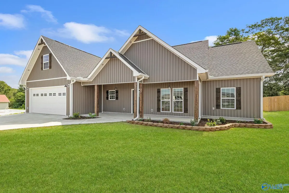 128 Carrington Lane, Albertville, AL 35950 - Image #1