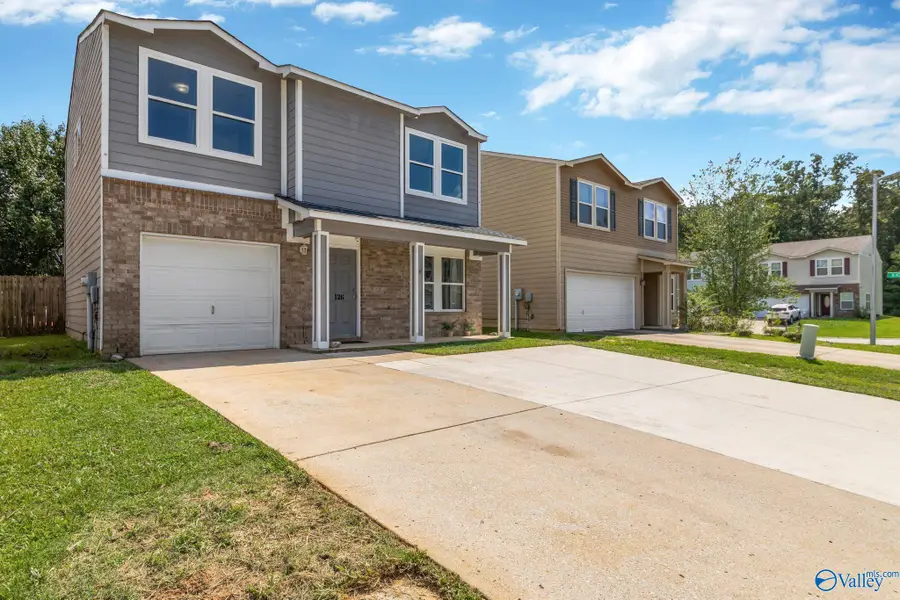 126 Sedgewick Drive, Owens Cross Roads, AL 35763 - Image #2