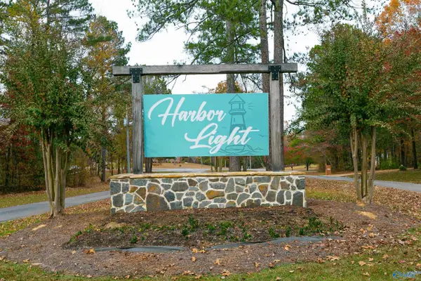 37 Harbor Loop, Jasper, AL 35504