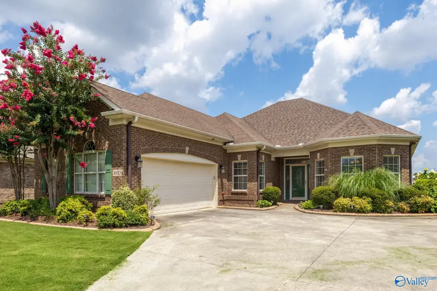 16013 Shropshire Drive, Huntsville, AL 35803 - Image #2