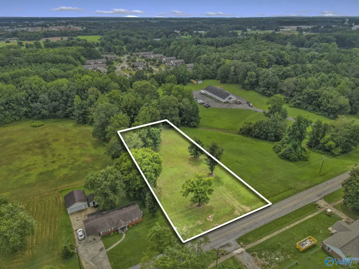 1817 Hine Street South, Athens, AL 35611 - Image #1