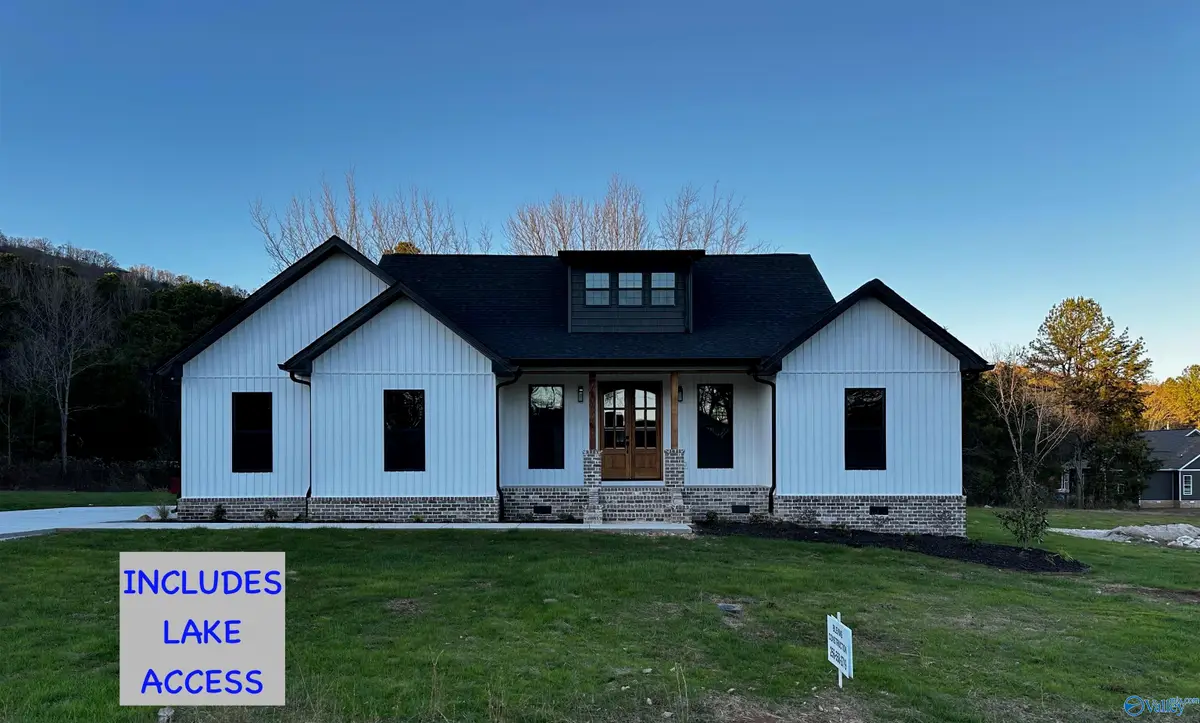 75 Dale Street, Scottsboro, AL 35769 - Image #1