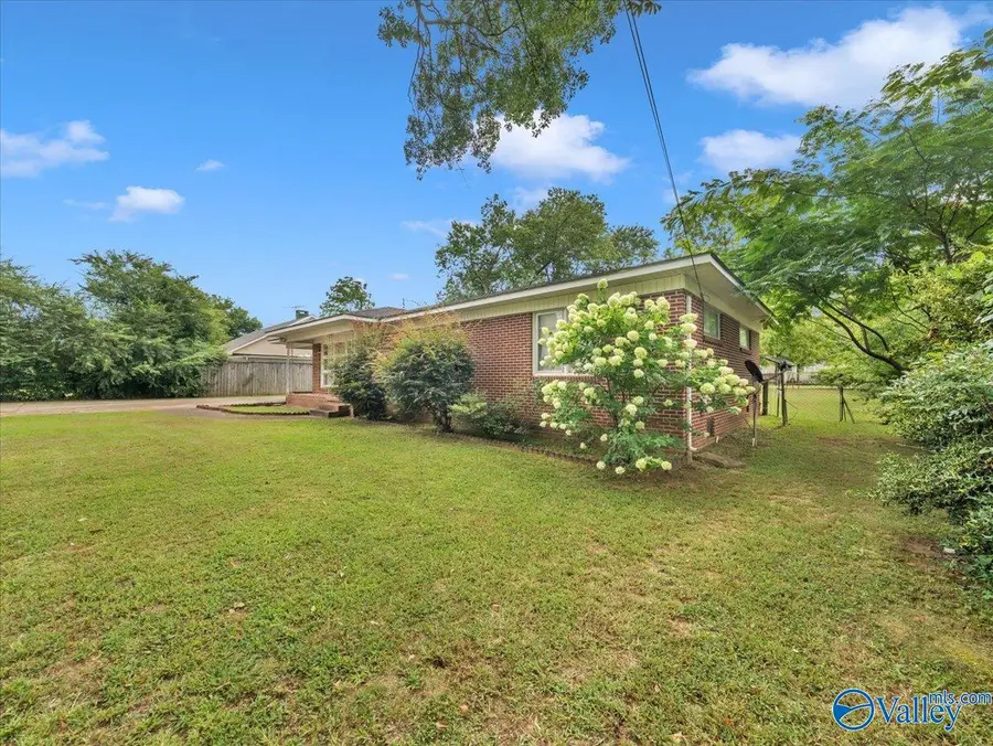 303 Veterans Drive, Scottsboro, AL 35768 - Image #2