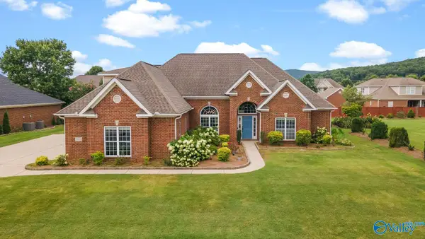 3202 Sandstone Street Se, Owens Cross Roads, AL 35763