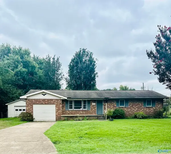 1504 Pinedale Street, Athens, AL 35611