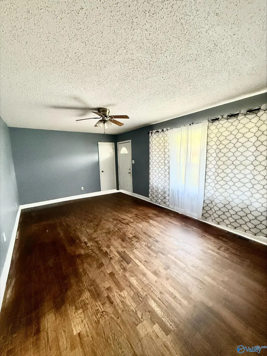 1504 Pinedale Street, Athens, AL 35611 - Image #3