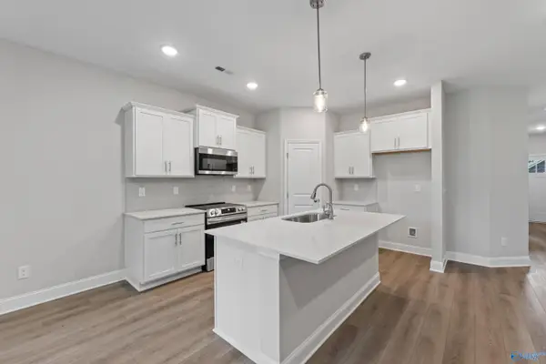 153 Rose Valley Drive, New Market, AL 35761