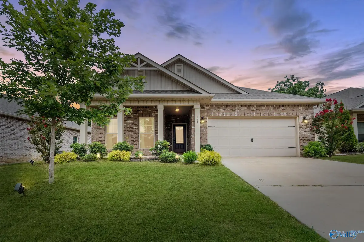 173 Heritage Brook Drive Nw, Madison, AL 35757 - Image #1