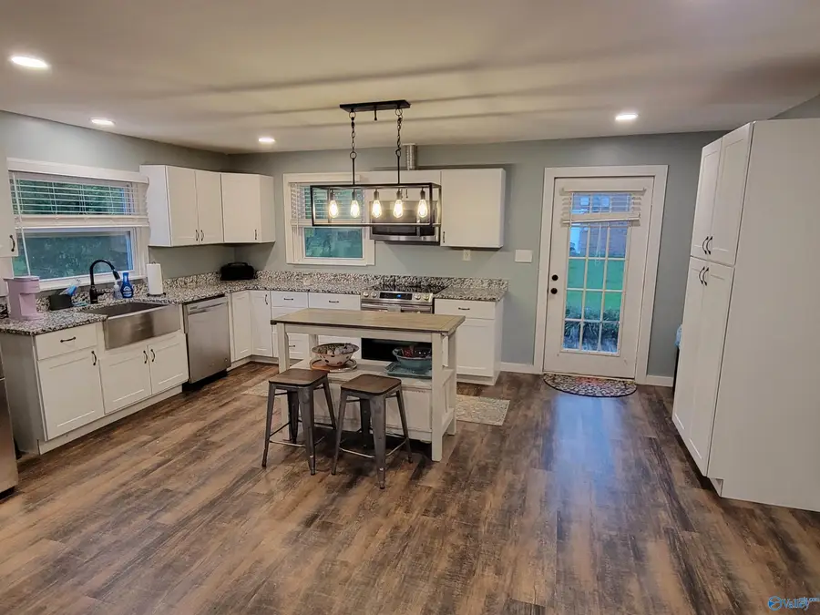 4728 SE Panorama Drive, Huntsville, AL 35801 - Image #2