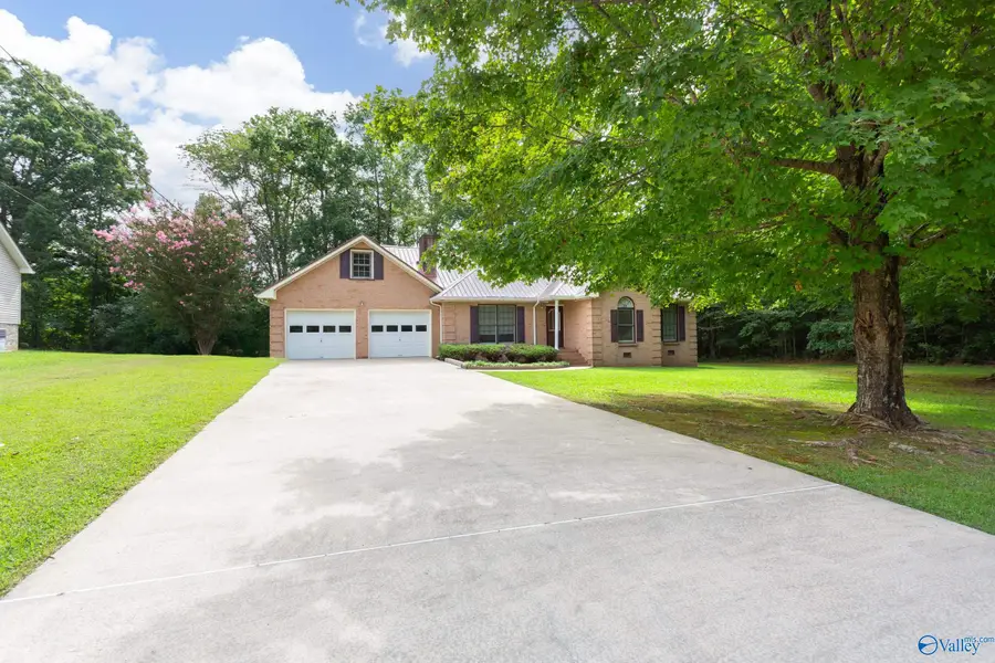 124 Mountain Creek Drive, Gadsden, AL 35901 - Image #3