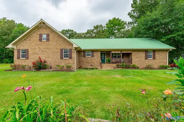 7354 County Road 44, Fort Payne, AL 35968