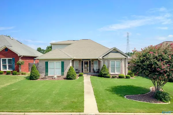 2218 Yorkshire Se, Decatur, AL 35601