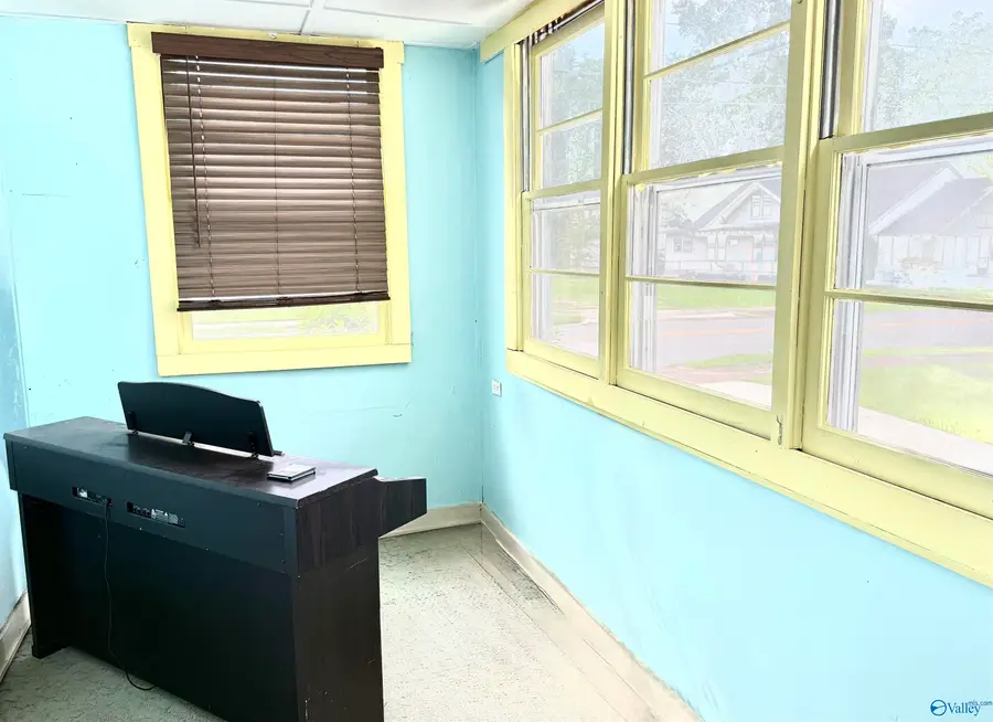 930 S 11th Street, Gadsden, AL 35901 - Image #3